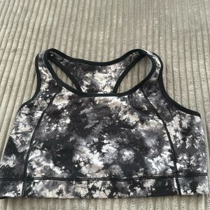TORRID Size 1 Wireless Sports Bra Black & White Tye Dye
